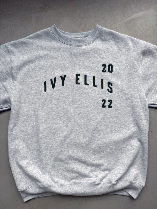 The Marquette | Unisex Crew Neck Sweatshirt - Heather Grey