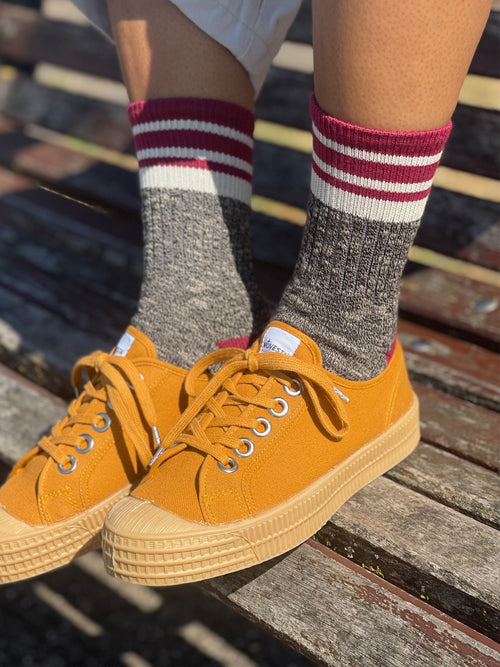 The Strathy | Women's Slub Quarter Length Socks
