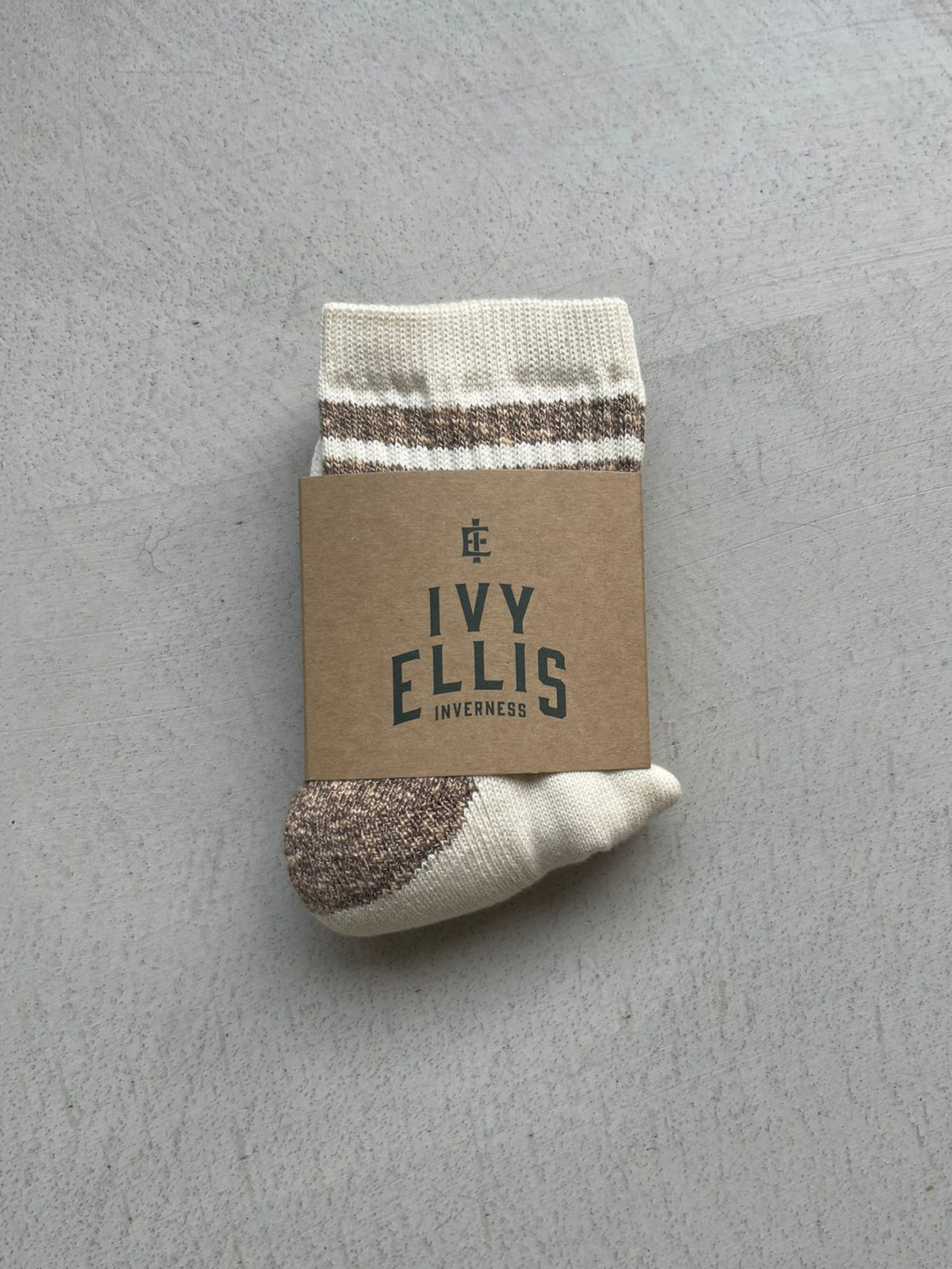 The Stenerson | Women's Cream And Tobacco Quarter Length Socks
