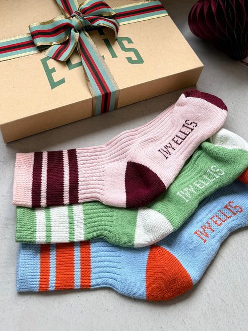 The Vintage Sports Gift Set | Women&#39;s Quarter Sock 3 Pack + Gift Box